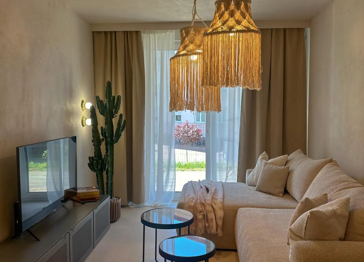 Tu - Lum Apartament Cracovia 0*,